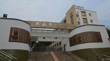 江蘇南京梅山一中